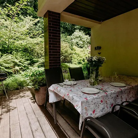 Dom Puchacza W Ladku-zdroju 펜션