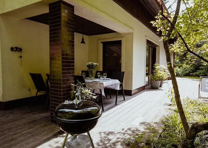 Dom Puchacza W Ladku-zdroju بيت للعطل