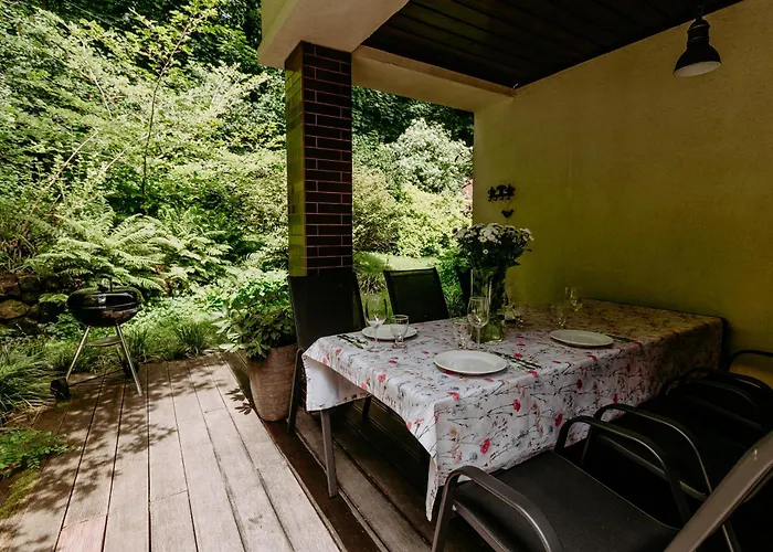 Dom Puchacza W Ladku-zdroju بيت للعطل