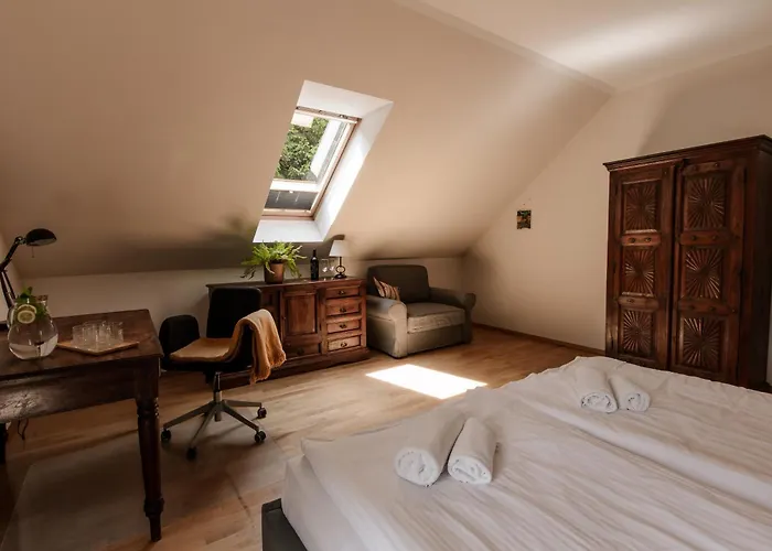 Dom Puchacza W Ladku-zdroju بيت للعطل