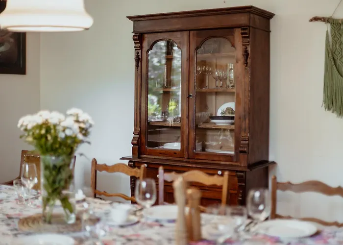 Dom Puchacza W Ladku-zdroju بيت للعطل *